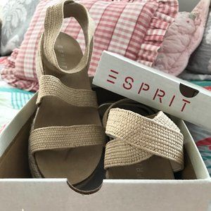Esprit GIGI summer platform sandal